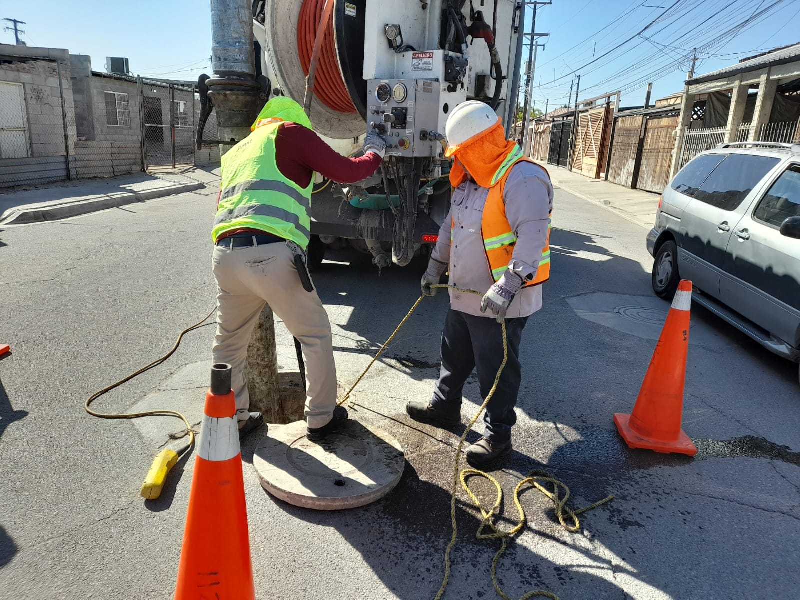 REALIZA CESPM JORNADA DE DESAZOLVE EN LA COLONIA HIDALGO DE MEXICALI