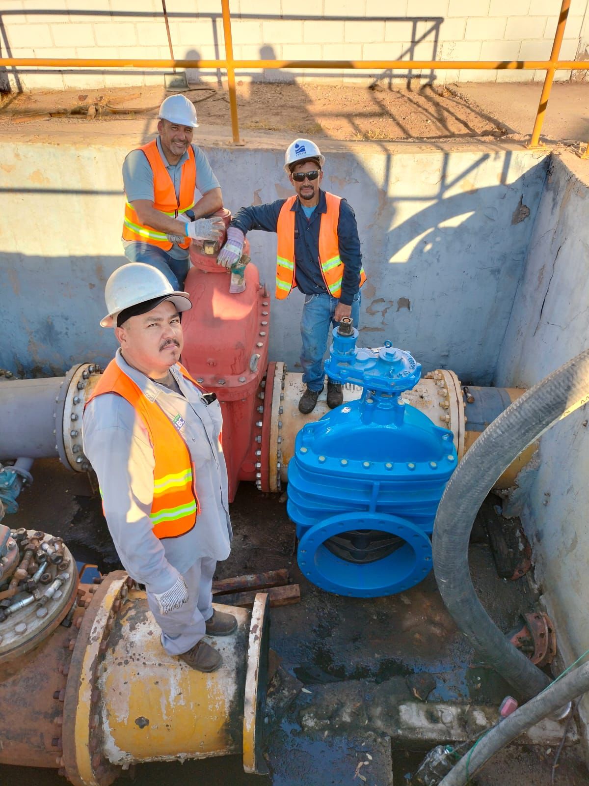 CESPM REALIZA REPOSICIÓN DE VÁLVULA DE SECCIONAMIENTO PARA MEJORAR INFRAESTRUCTURA DE AGUAS RESIDUALES 