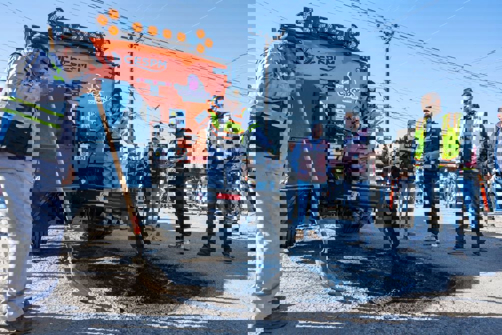 “CALLES SEGURAS, FAMILIAS SEGURAS” REFUERZA EL BACHEO EN MEXICALI CON NUEVA MAQUINARIA