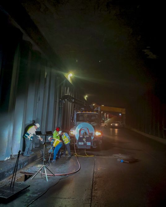 CESPM REFUERZA SISTEMA DE BOMBEO EN PASO A DESNIVEL DE LÁZARO CÁRDENAS Y LÓPEZ MATEOS