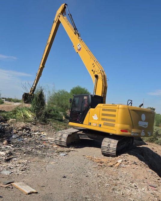 CESPM CONTINÚA RETIRO DE BASURA Y AZOLVE EN EL DREN INTERNACIONAL